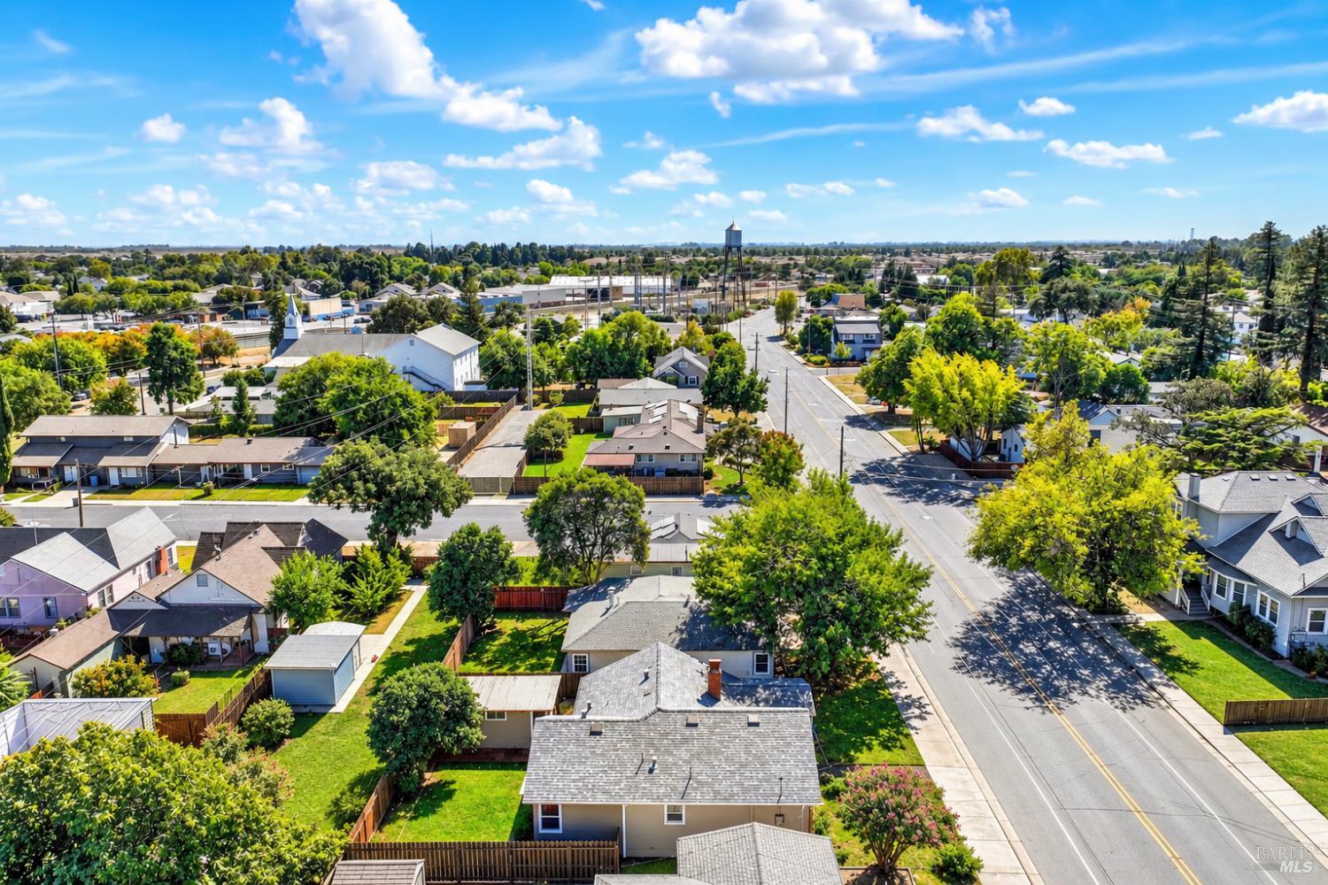 330 N Adams Street Dixon CA 95620