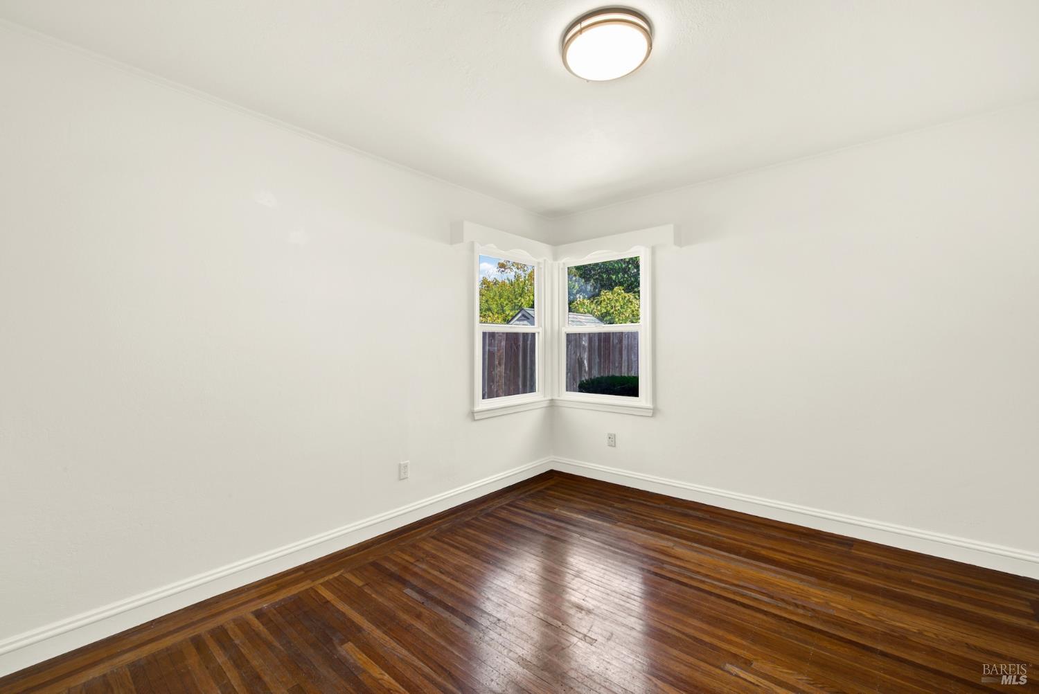 330 N Adams Street Dixon CA 95620