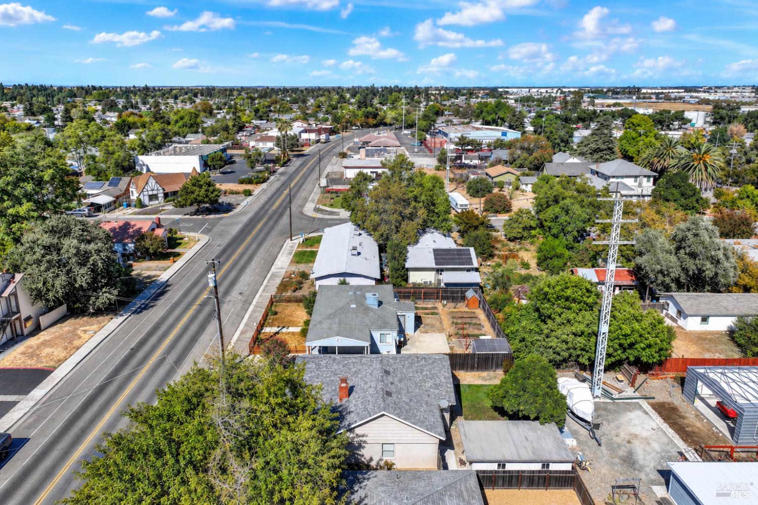 330 N Adams Street Dixon CA 95620