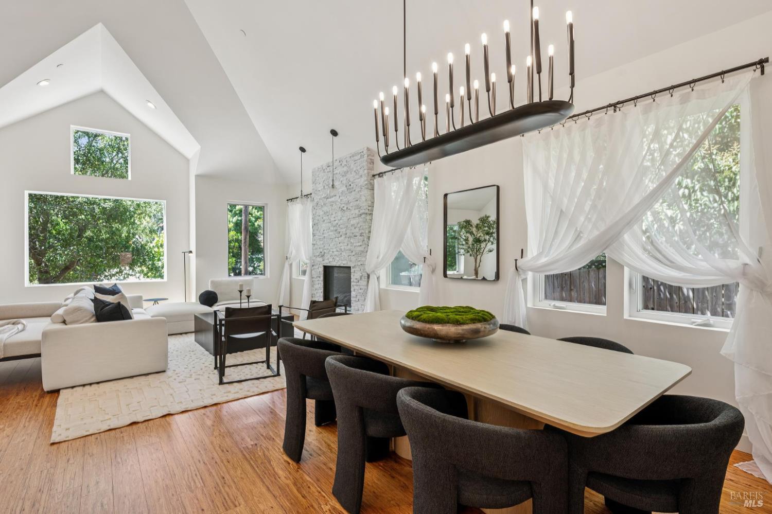 30 Oak Knoll Drive San Anselmo CA 94960