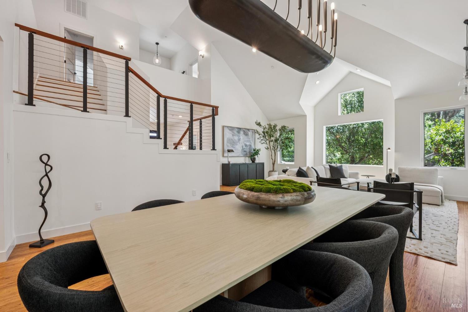 30 Oak Knoll Drive San Anselmo CA 94960
