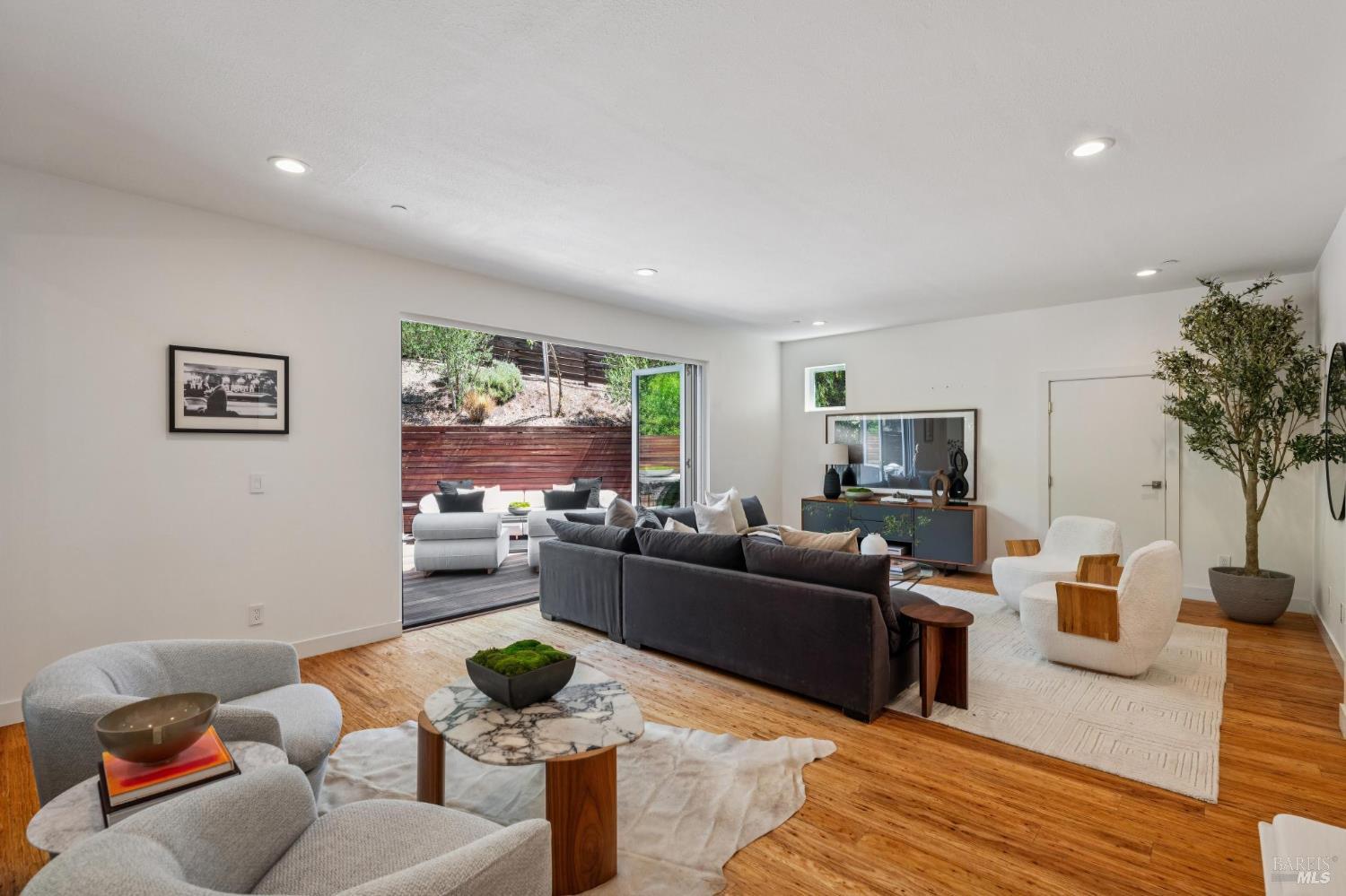 30 Oak Knoll Drive San Anselmo CA 94960