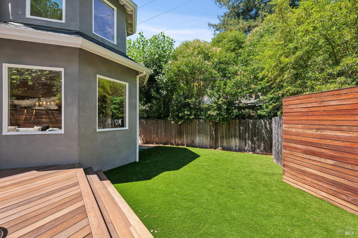 30 Oak Knoll Drive San Anselmo CA 94960