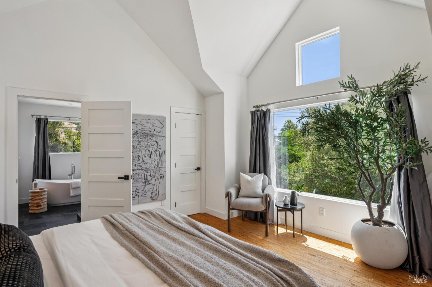 30 Oak Knoll Drive San Anselmo CA 94960