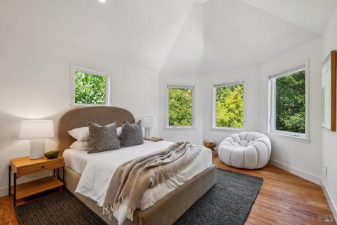 30 Oak Knoll Drive San Anselmo CA 94960
