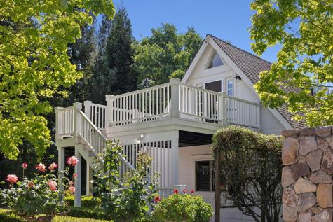 19696 7th Street E Sonoma CA 95476