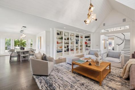 19696 7th Street E Sonoma CA 95476