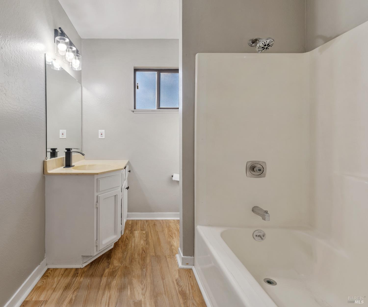 5 Mcdonald Lane Point Reyes Station CA 94956