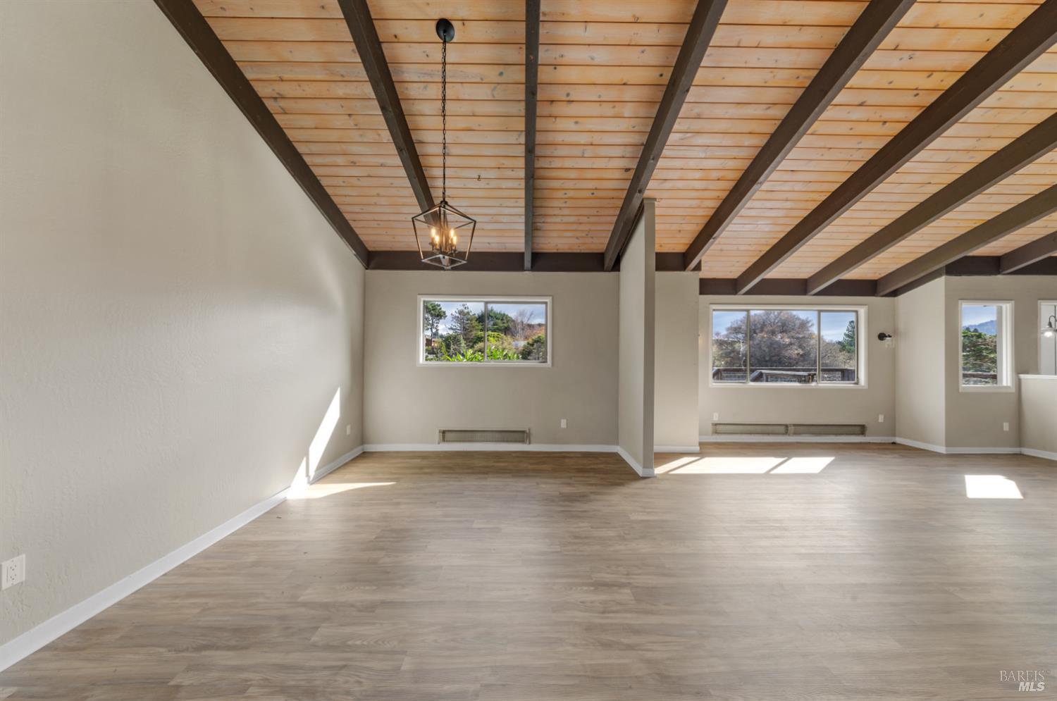 5 Mcdonald Lane Point Reyes Station CA 94956