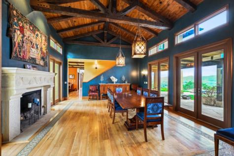 25500 River Road Cloverdale CA 95425