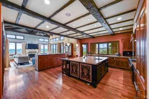 25500 River Road Cloverdale CA 95425