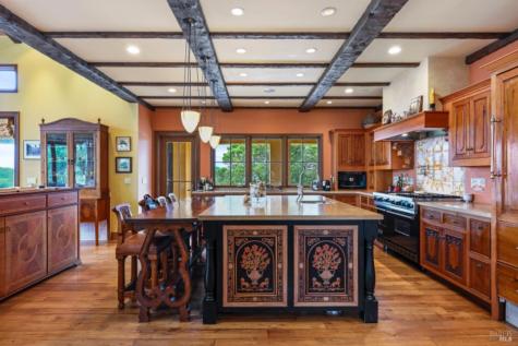 25500 River Road Cloverdale CA 95425