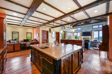 25500 River Road Cloverdale CA 95425