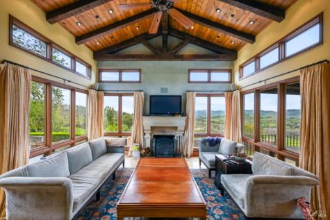 25500 River Road Cloverdale CA 95425