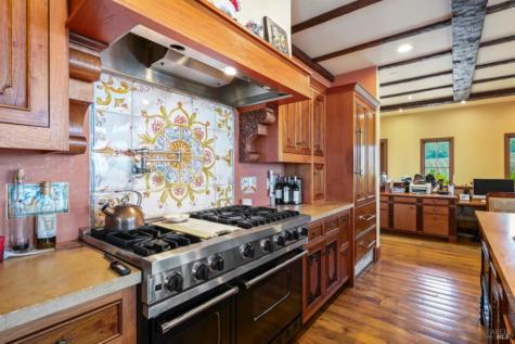 25500 River Road Cloverdale CA 95425