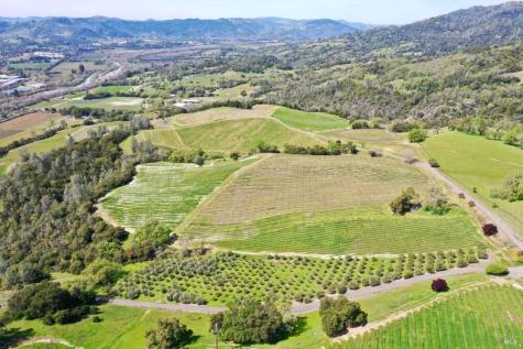 25500 River Road Cloverdale CA 95425