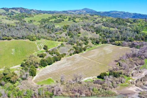 25500 River Road Cloverdale CA 95425