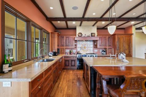 25500 River Road Cloverdale CA 95425