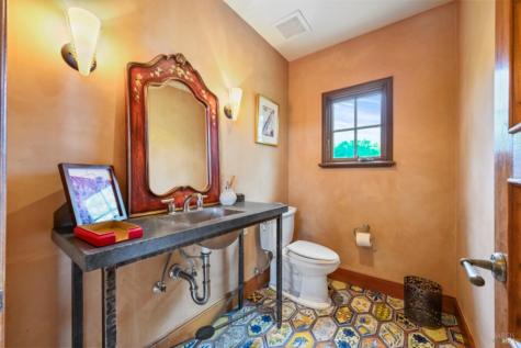 25500 River Road Cloverdale CA 95425