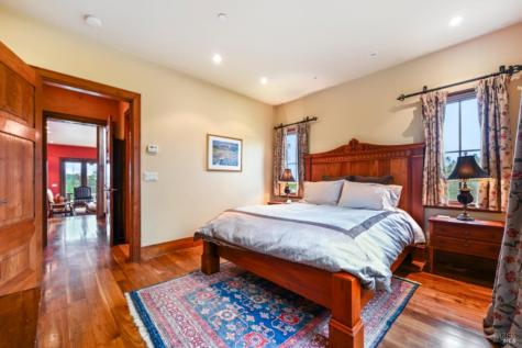 25500 River Road Cloverdale CA 95425