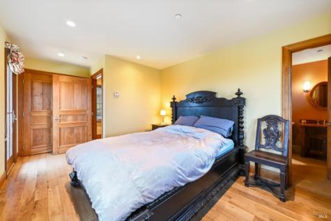 25500 River Road Cloverdale CA 95425