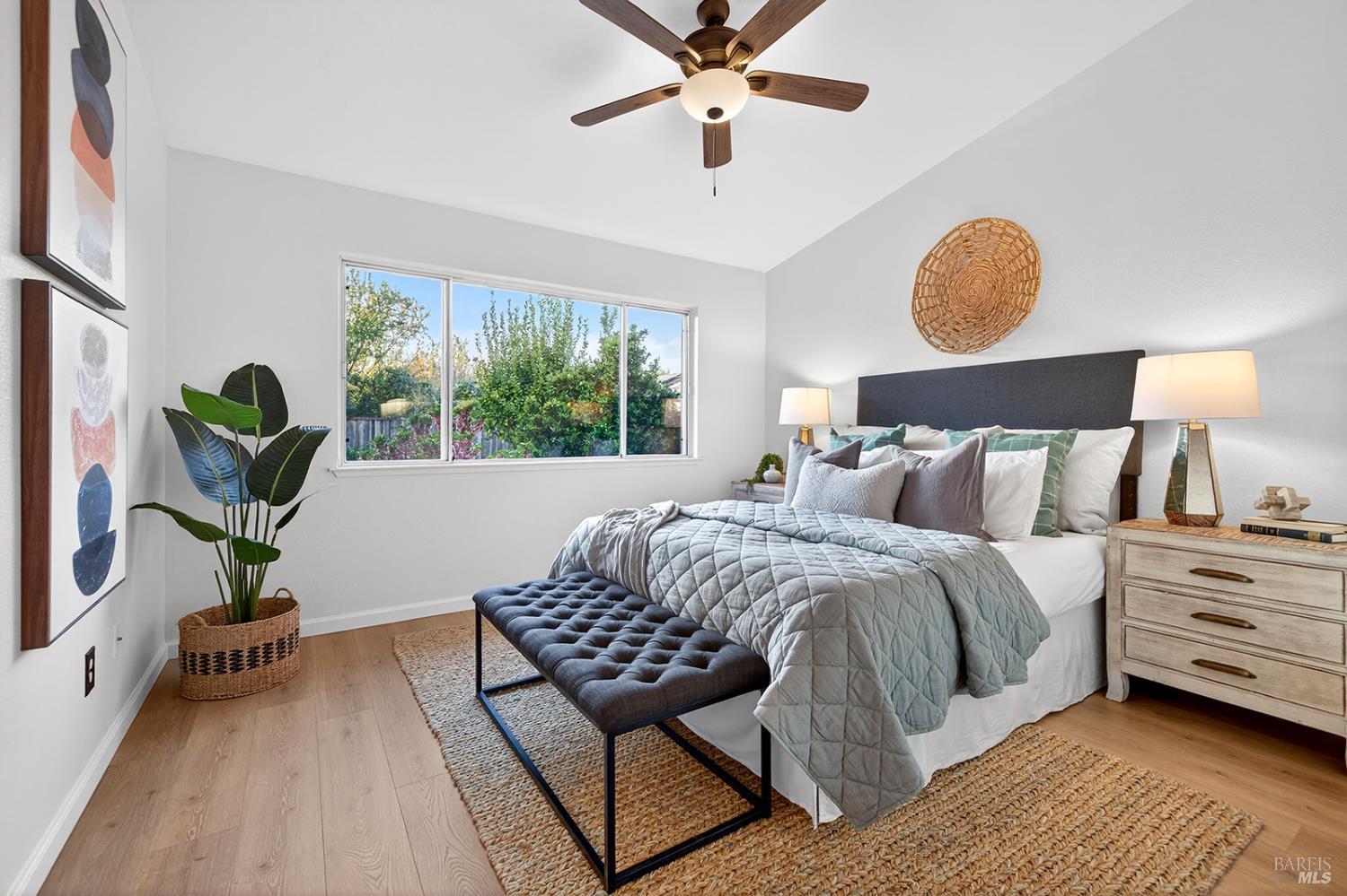 1056 Esparto Court Windsor CA 95492