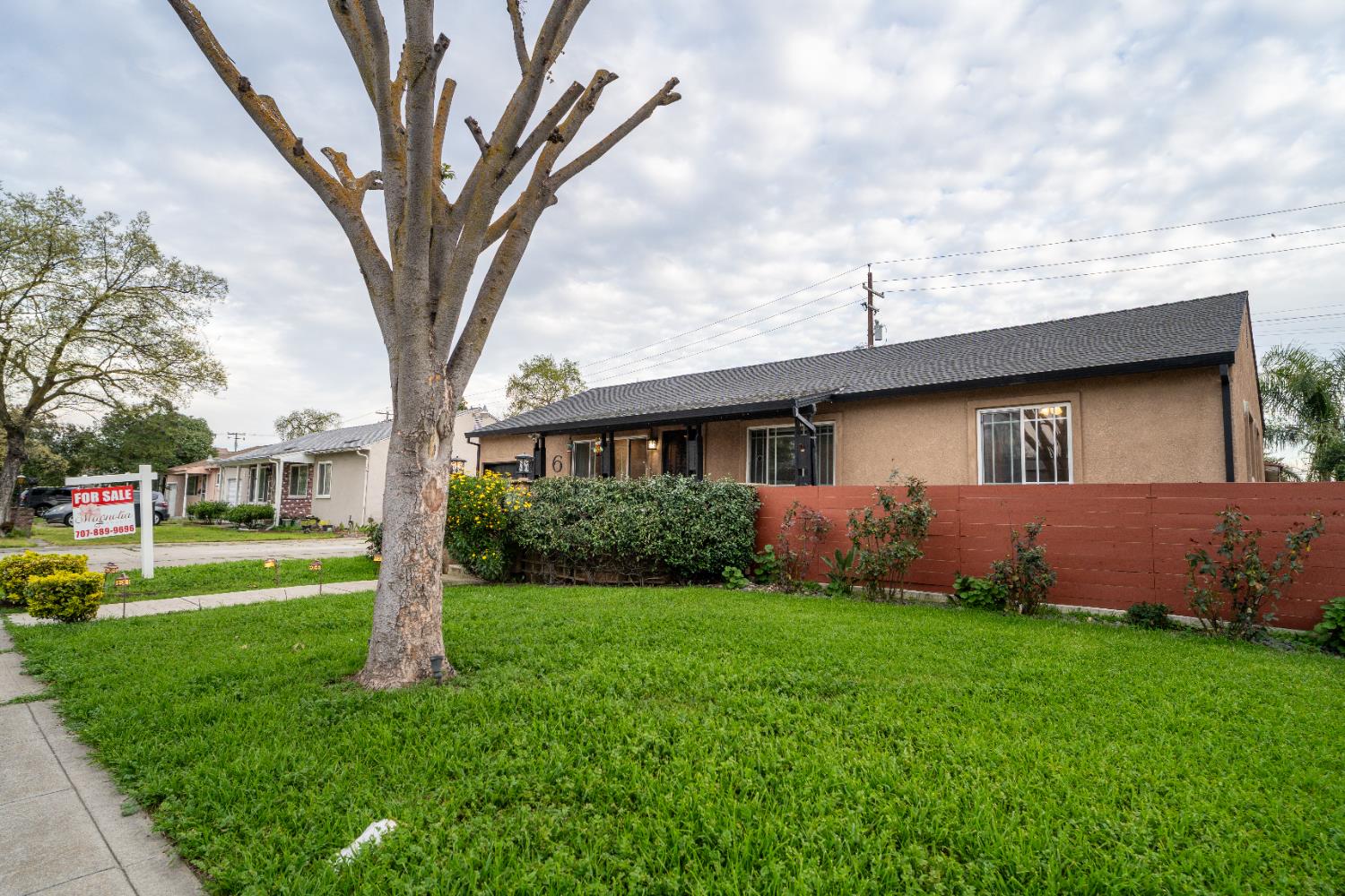 6 W Fargo Street Stockton CA 95204