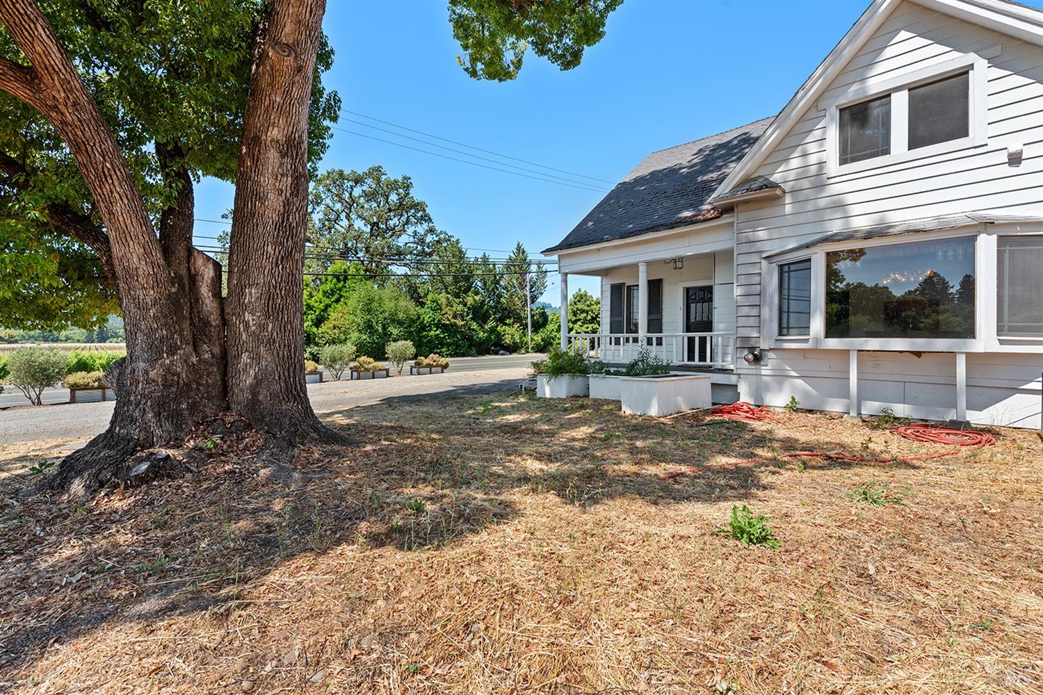 995 Dry Creek Road Healdsburg CA 95448