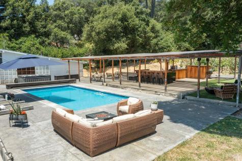 995 Dry Creek Road Healdsburg CA 95448