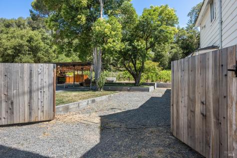 995 Dry Creek Road Healdsburg CA 95448