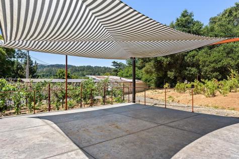 995 Dry Creek Road Healdsburg CA 95448
