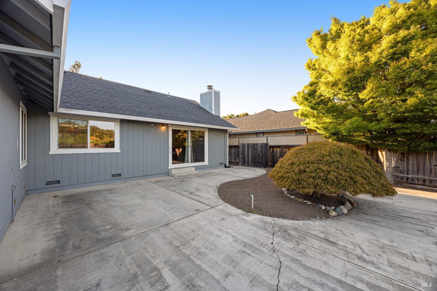 5812 Mathilde Drive Windsor CA 95492