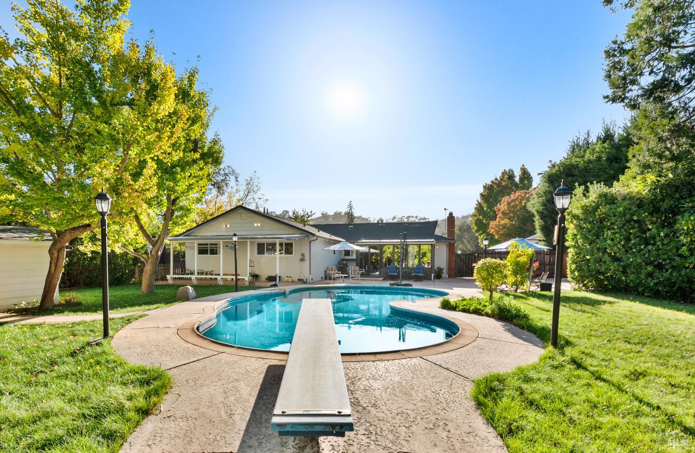 477 N Meadowview Court Vacaville CA 95688