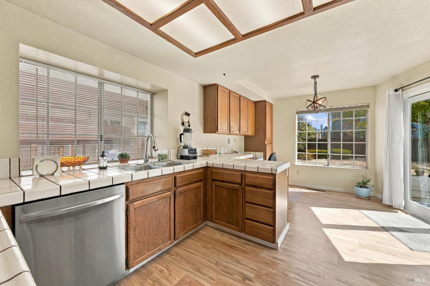 2110 Rosemary Court Petaluma CA 94954
