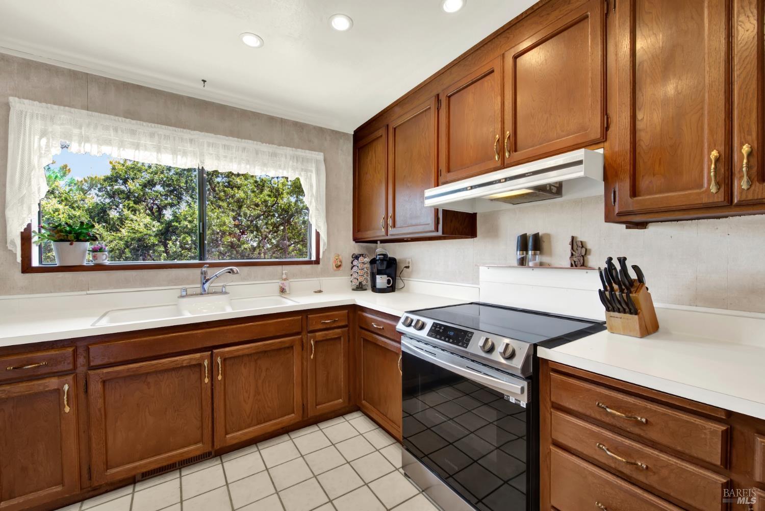 140 Alamo Drive Vacaville CA 95688