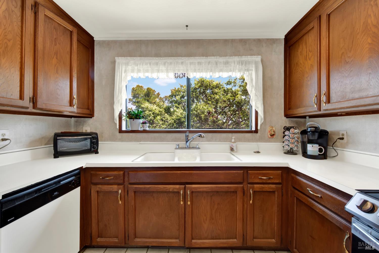 140 Alamo Drive Vacaville CA 95688