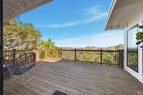 194 Maestro Road Novato CA 94947