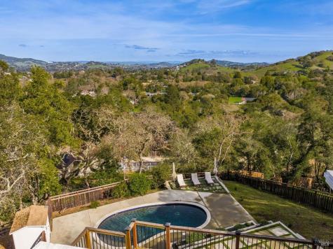 194 Maestro Road Novato CA 94947