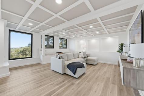 194 Maestro Road Novato CA 94947