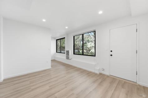 194 Maestro Road Novato CA 94947