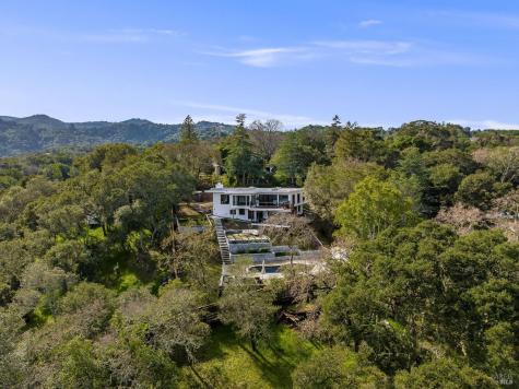 194 Maestro Road Novato CA 94947