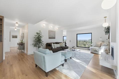 194 Maestro Road Novato CA 94947