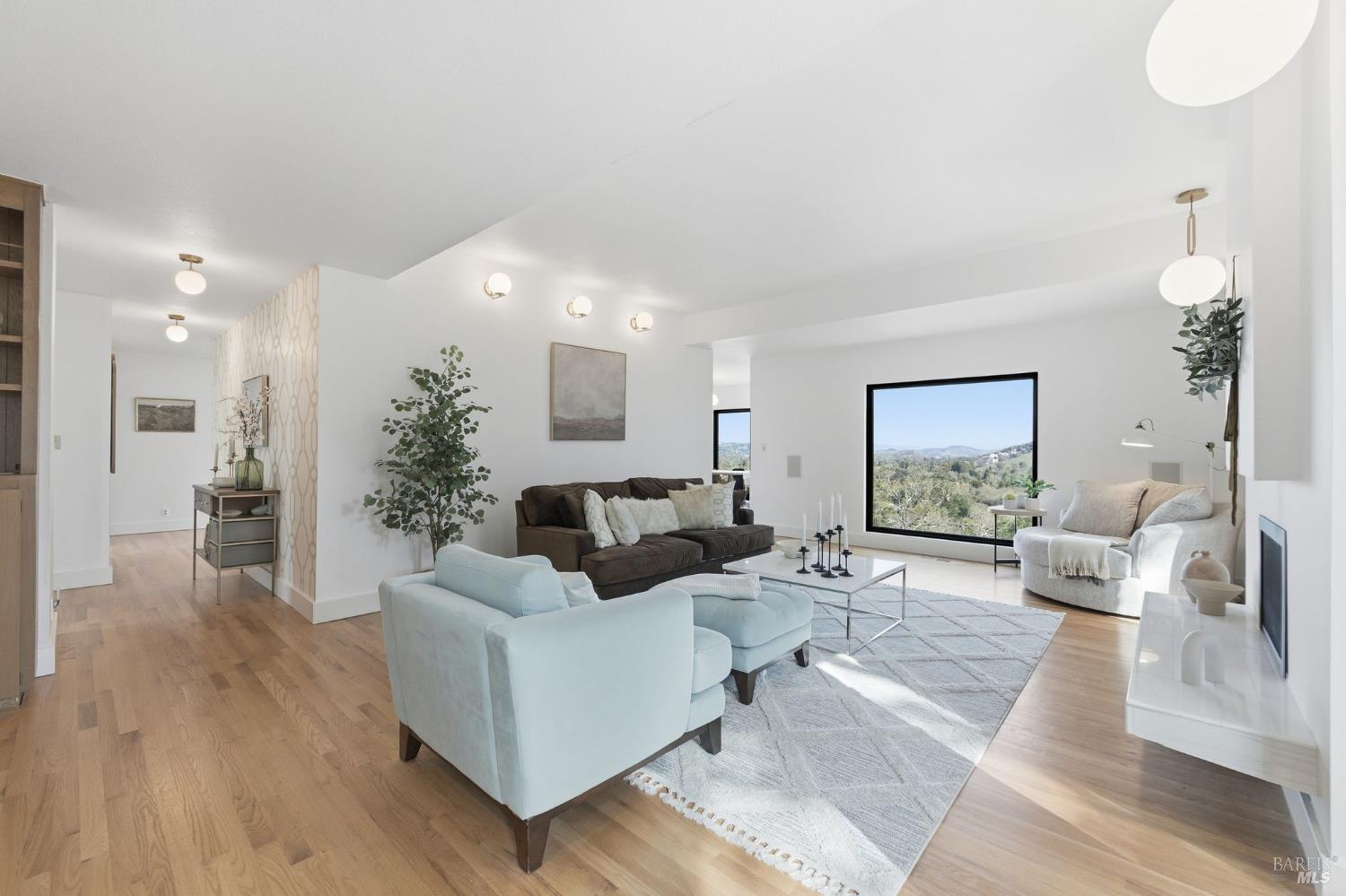 194 Maestro Road Novato CA 94947