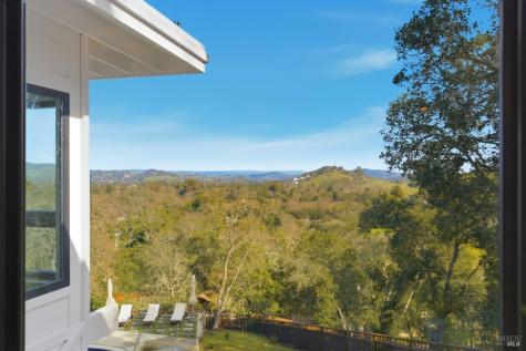 194 Maestro Road Novato CA 94947