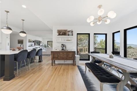 194 Maestro Road Novato CA 94947