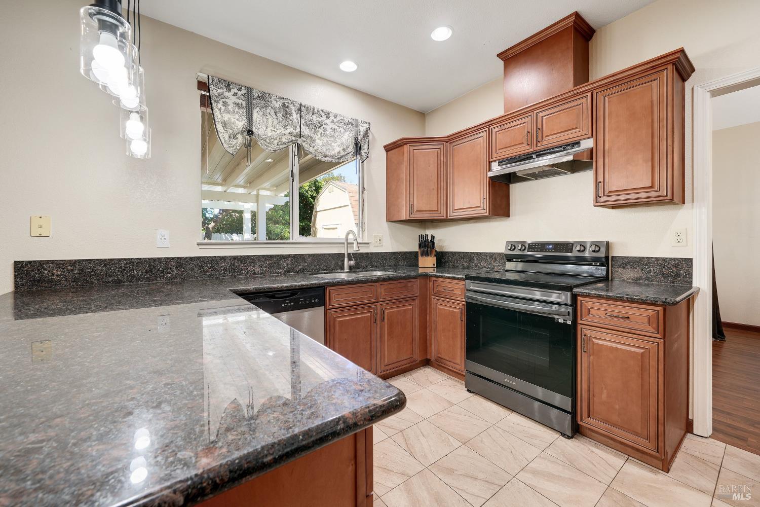 424 Donaldson Court Suisun City CA 94585