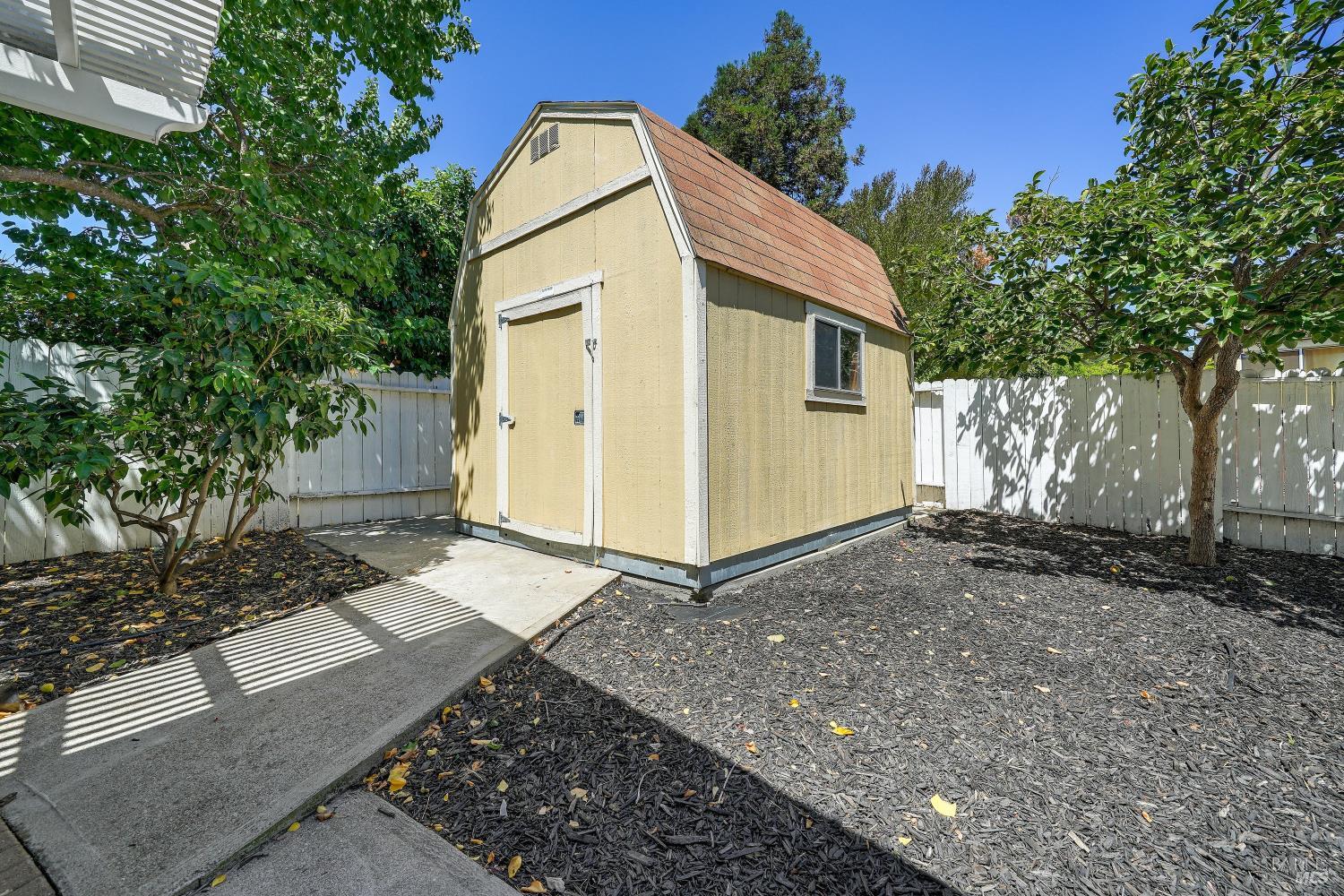 424 Donaldson Court Suisun City CA 94585