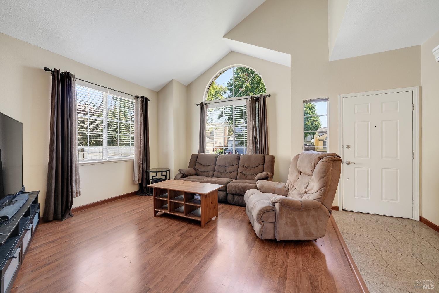 424 Donaldson Court Suisun City CA 94585