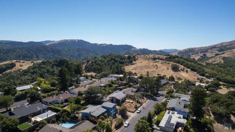 26 Manor View Drive Fairfax CA 94930