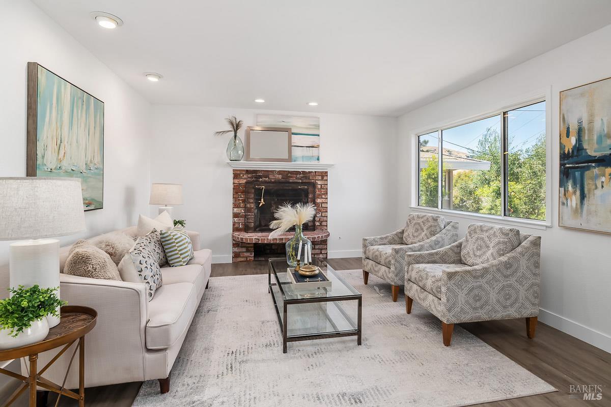 26 Manor View Drive Fairfax CA 94930